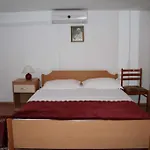 In With Terrace, Air Conditioning, Wi-fi, Washing Machine Apartment *