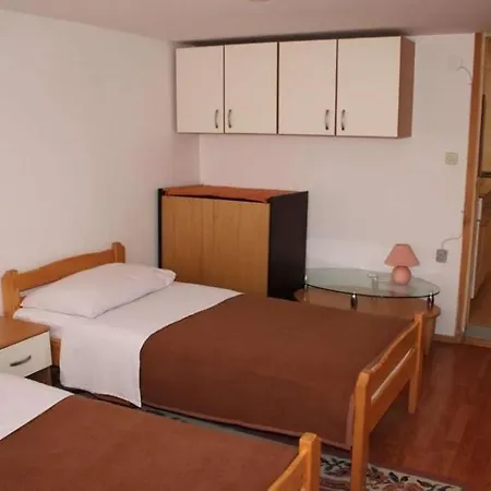In With Terrace, Air Conditioning, Wi-fi, Washing Machine Appartement *