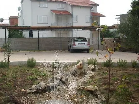 In With Terrace, Air Conditioning, Wi-fi, Washing Machine *