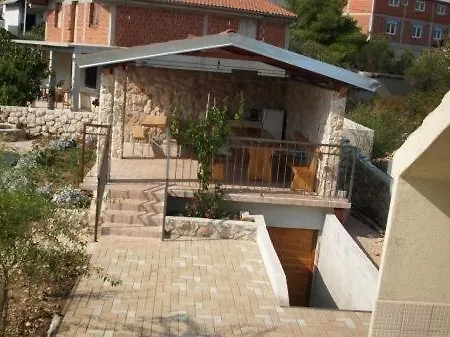 In With Terrace, Air Conditioning, Wi-fi, Washing Machine *