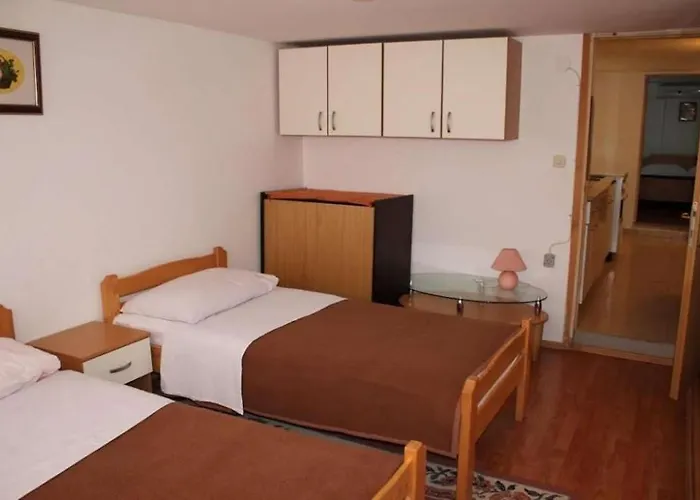 In With Terrace, Air Conditioning, Wi-fi, Washing Machine Apartamento *